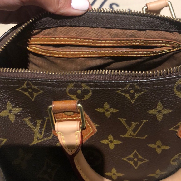 [sold]💯 authentic Louis Vuitton Speedy 25 - Picture 6 of 8